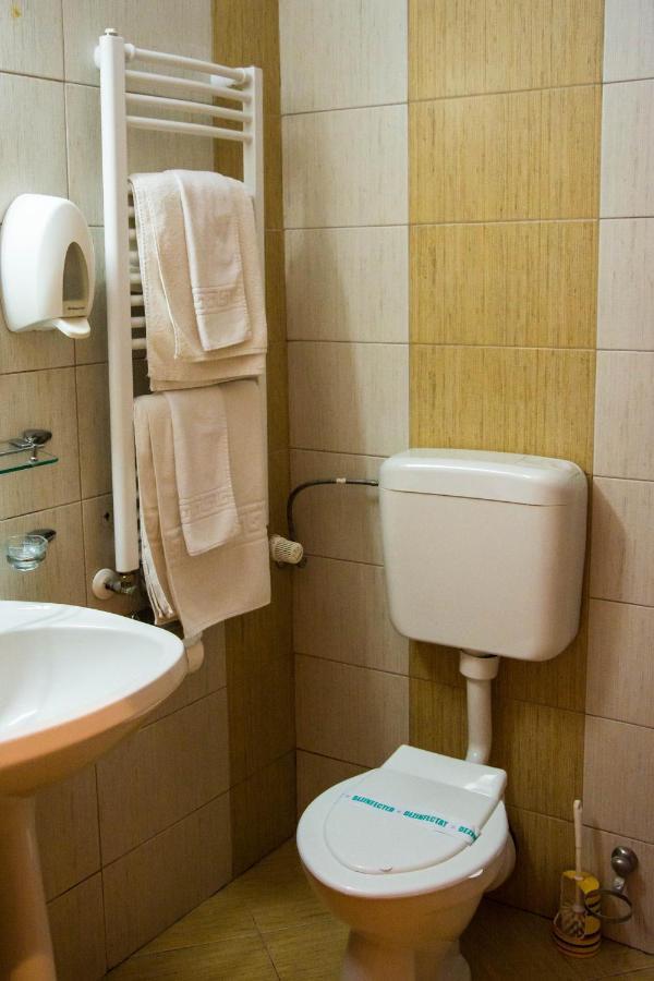 אראד Hotel Riga מראה חיצוני תמונה