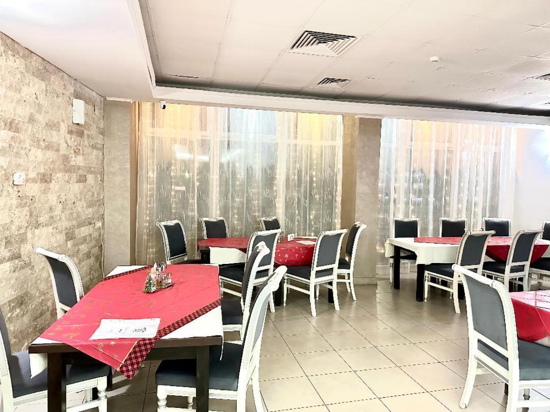 אראד Hotel Riga מראה חיצוני תמונה